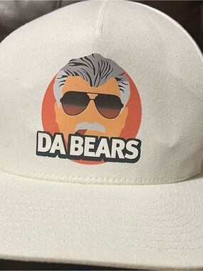 The Classic White 'DA BEARS' Graphic Baseball Cap (Coach Dick Butkus)